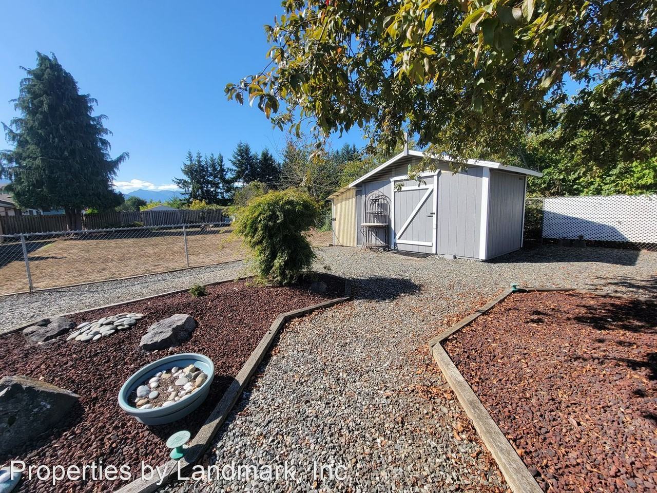 311 N Honeycomb Cir - Photo 3 of 24