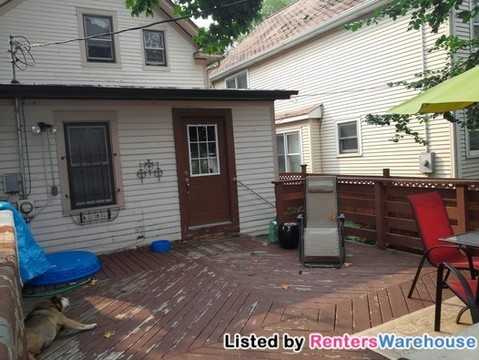 2611 Longfellow Ave - Photo 3 of 15
