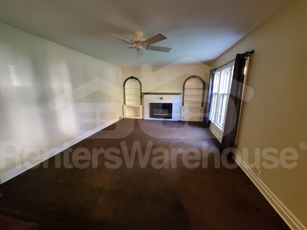 513 5th St - Photo 3 of 10