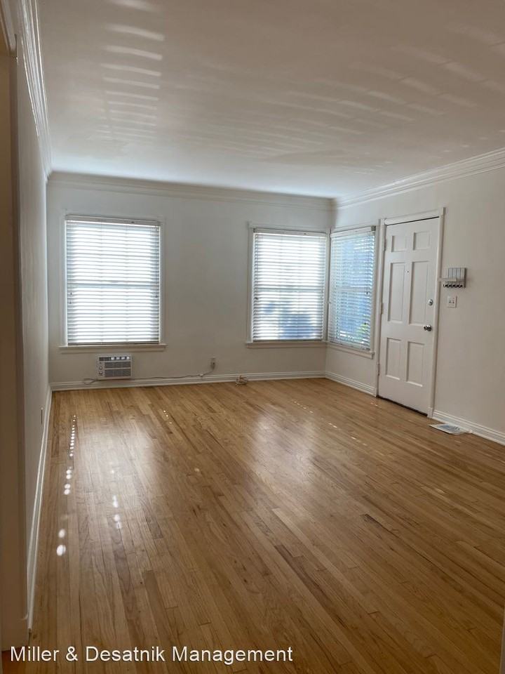 1301 -1309 DEVON AVE - Photo 2 of 14