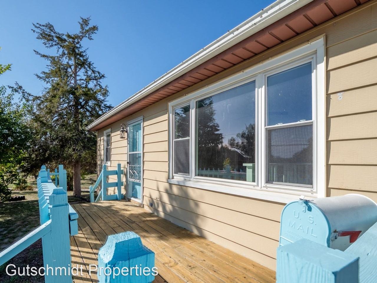 3200 Schaeffer Dr Sw - Photo 2 of 25