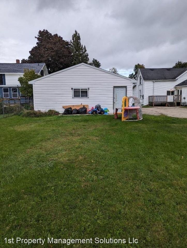 125 Colburn St - Photo 2 of 17