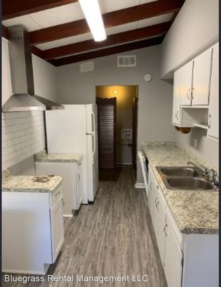 204 Londonderry Dr - Photo 2 of 11