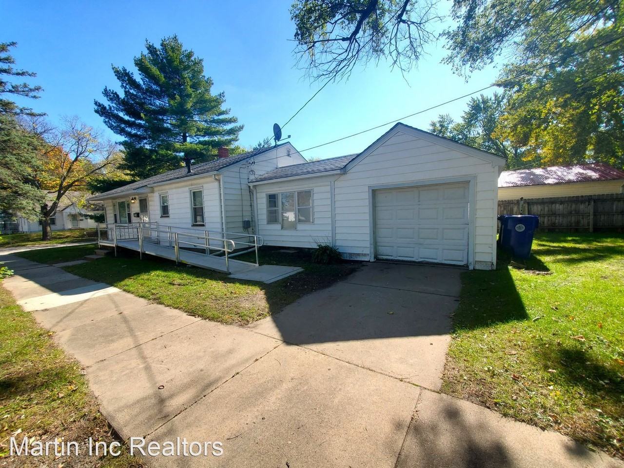 224 Anita St - Photo 2 of 33