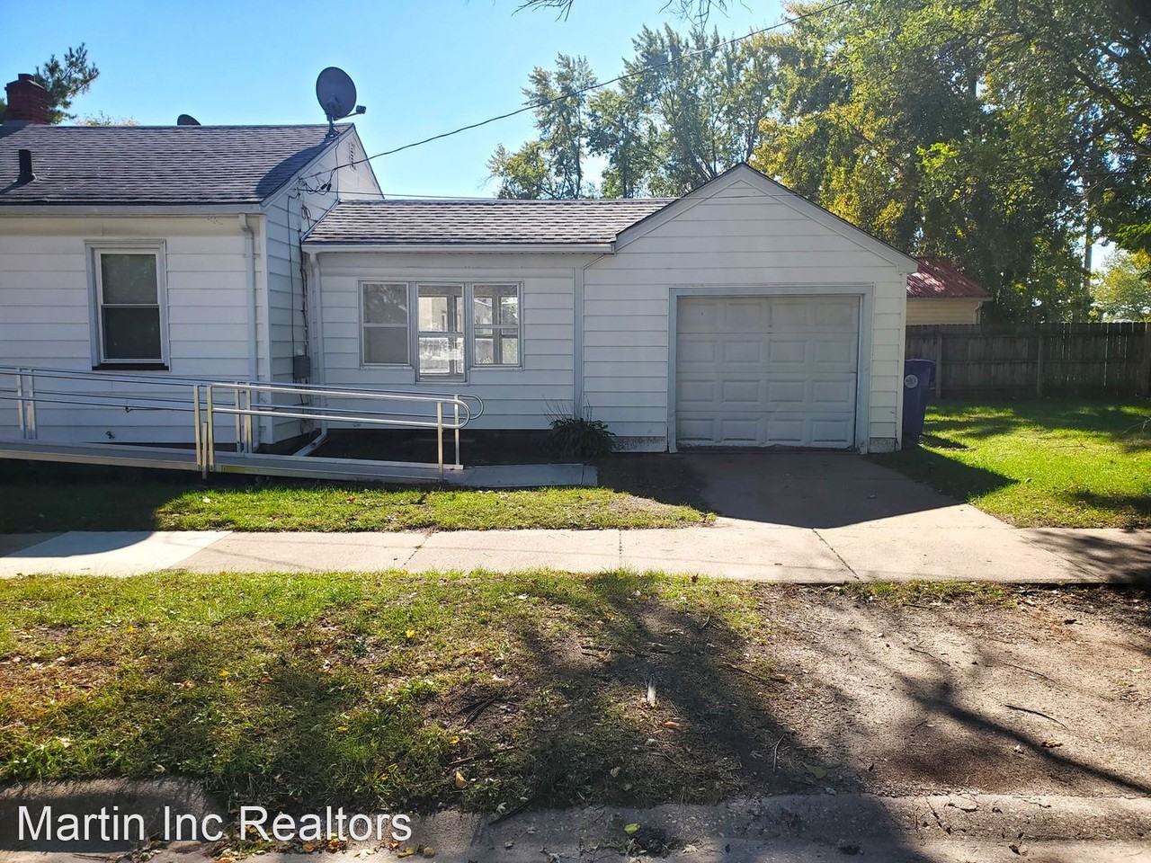 224 Anita St - Photo 3 of 33