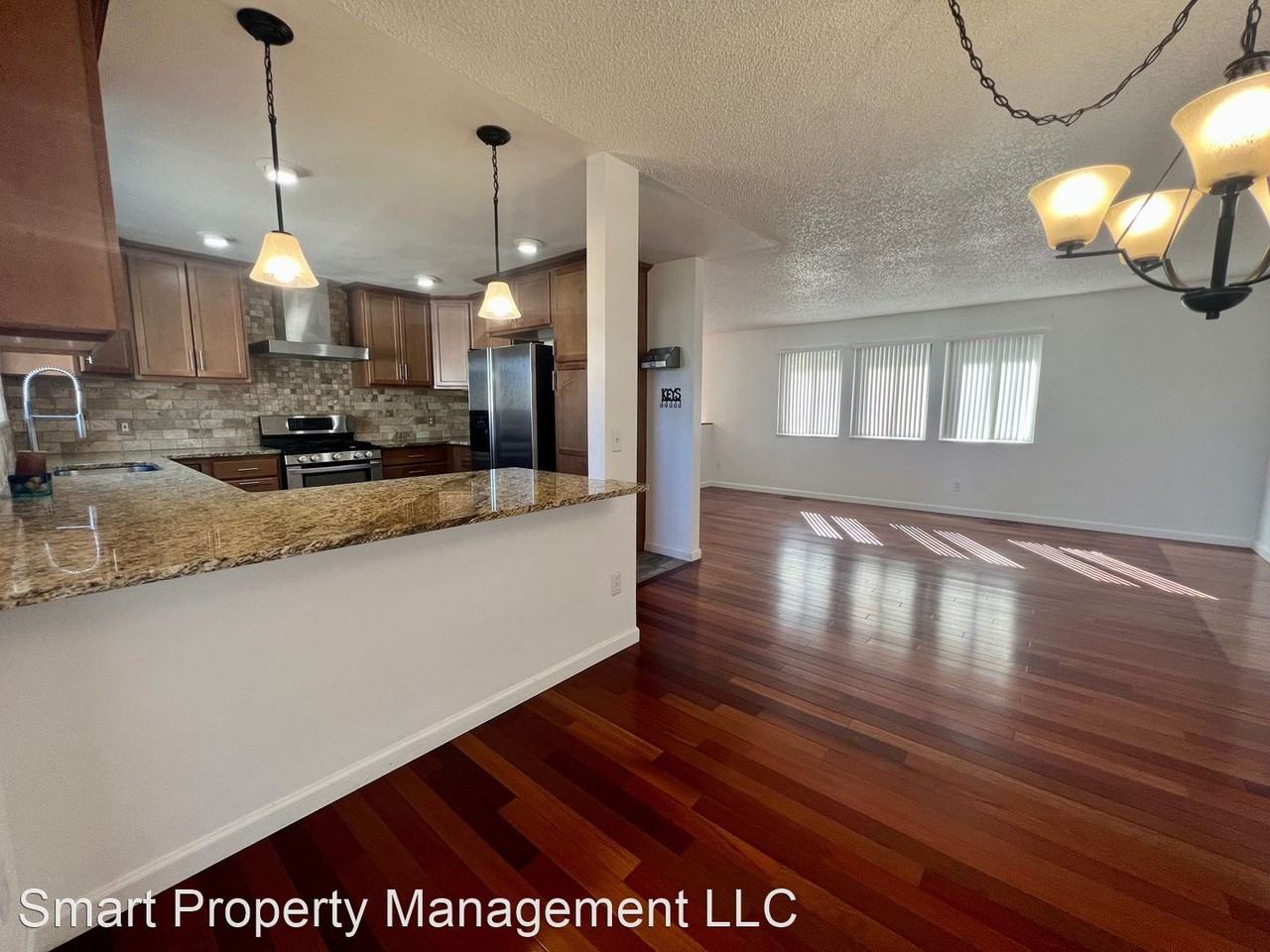 1544 S Fraser Way - Photo 3 of 30