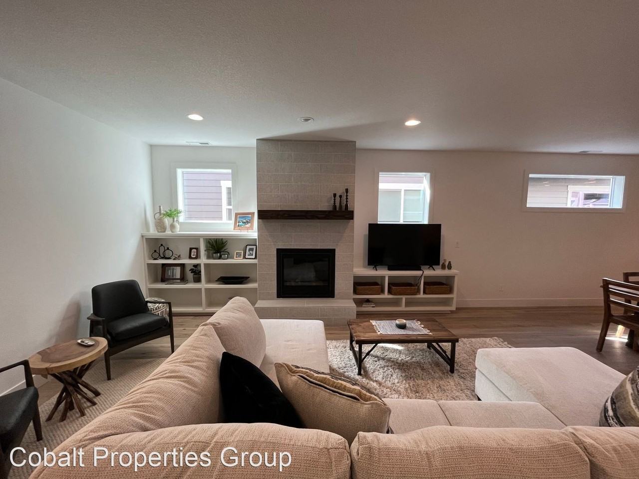 20168 Glen Vista Rd - Photo 3 of 21