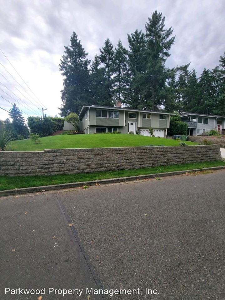 1203 Palm Dr - Photo 2 of 41