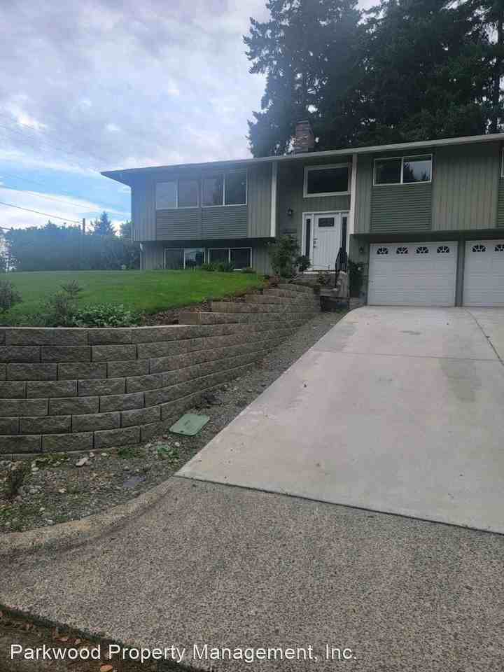 1203 Palm Dr - Photo 3 of 41