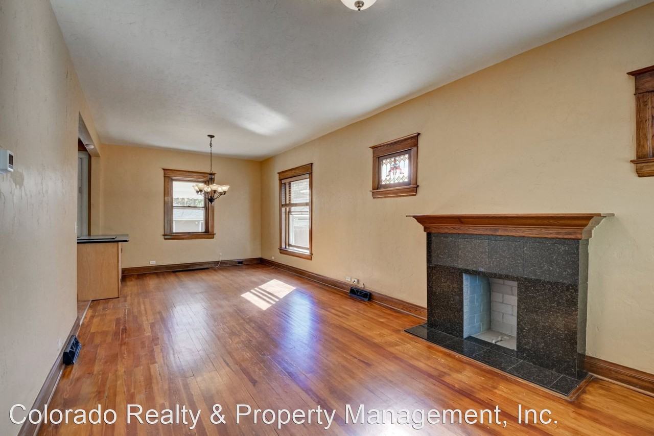 330 S Corona St - Photo 2 of 44