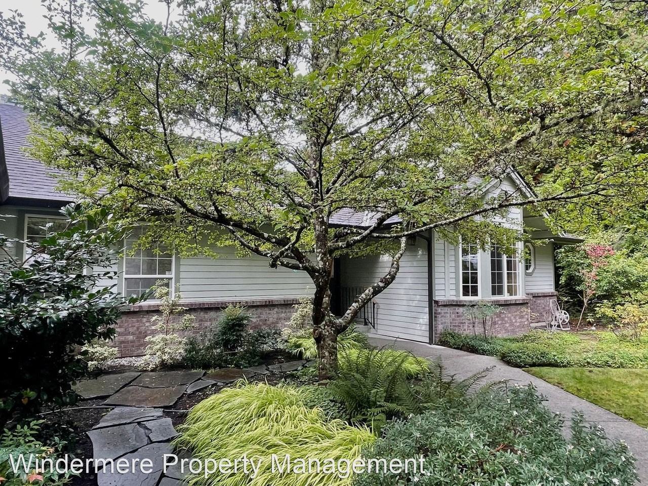 5857 Ne Baker Hill Rd - Photo 3 of 40