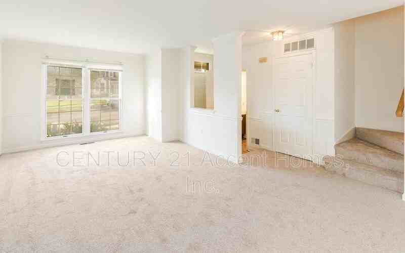 4220 Devonwood Way - Photo 2 of 33