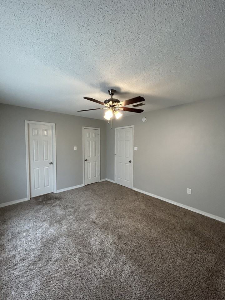 16 War Eagle Dr - Photo 7 of 10