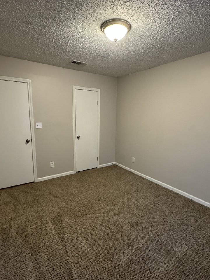 11 Riata Ct - Photo 6 of 9