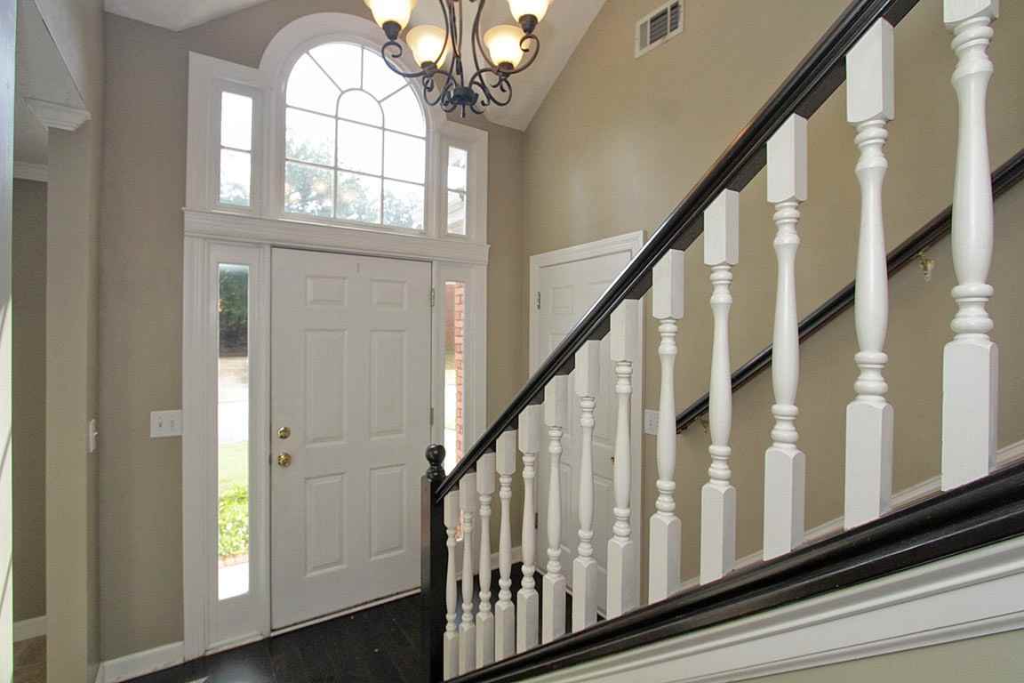 6115 Colston Ln - Photo 2 of 27