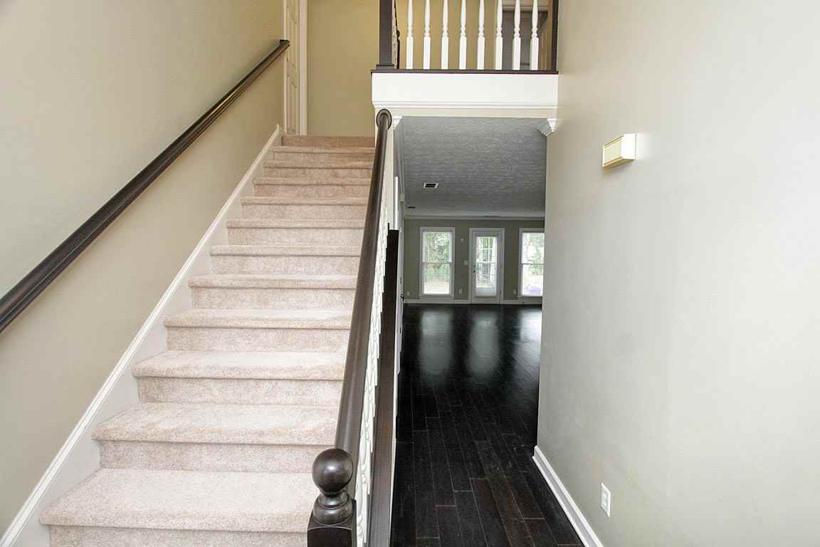 6115 Colston Ln - Photo 3 of 27