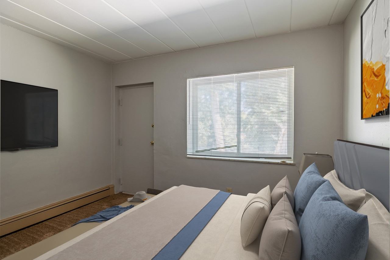 Belle West - Photo 6 of 46