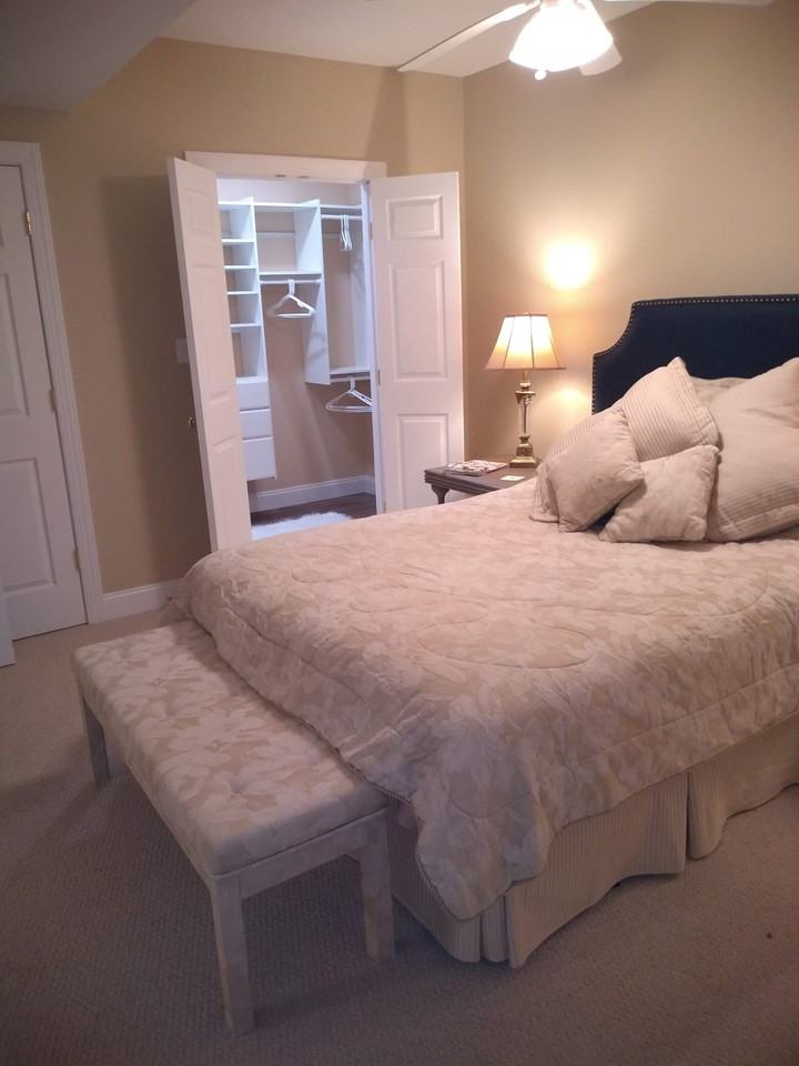 426 New Britain Dr - Photo 5 of 14