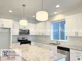 3023 Sw Sherman Pl - Photo 1 of 1