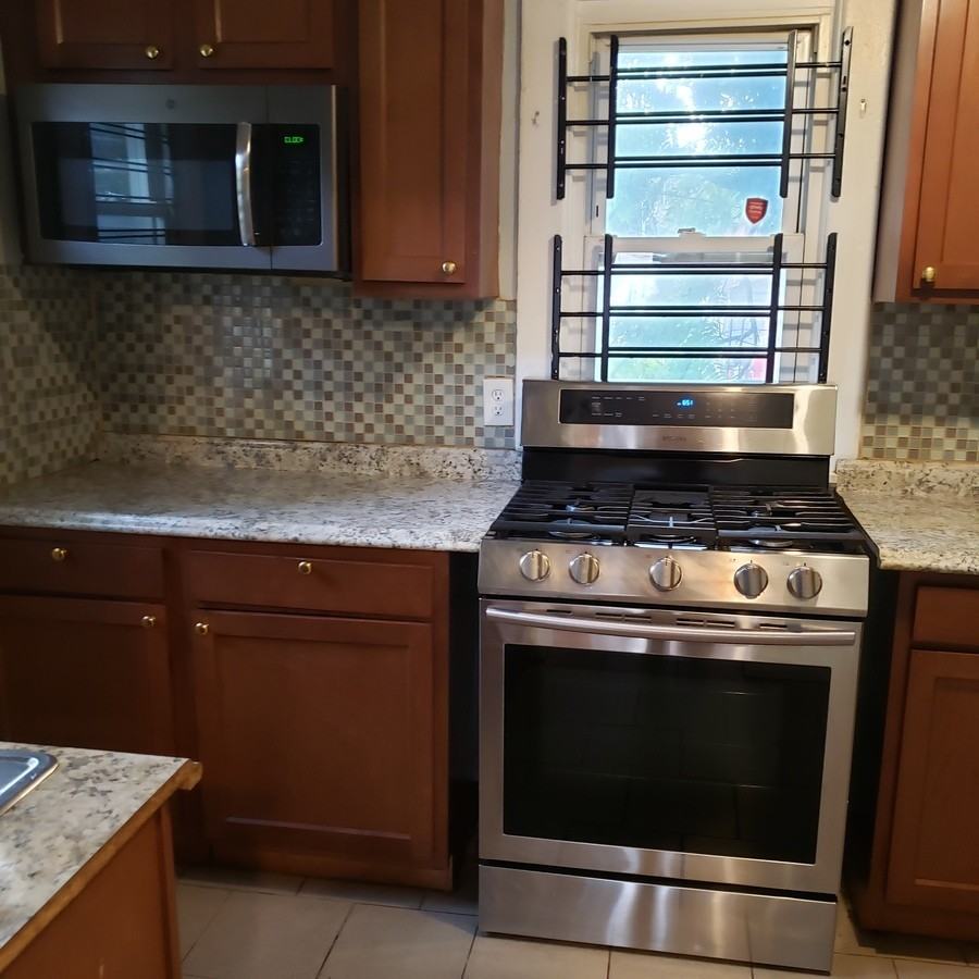 3100 Ellerslie Ave - Photo 2 of 19