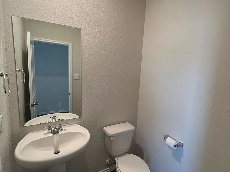 4430 Lake Ritter St - Photo 6 of 22