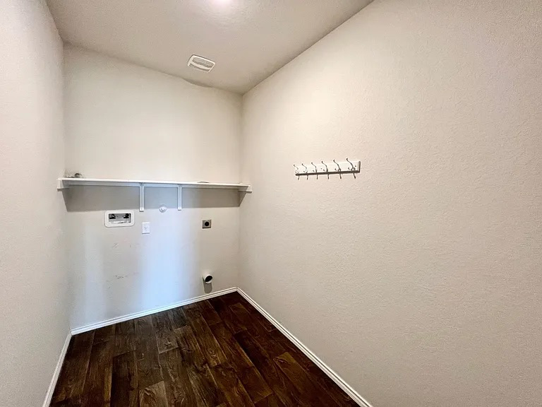 4430 Lake Ritter St - Photo 7 of 22