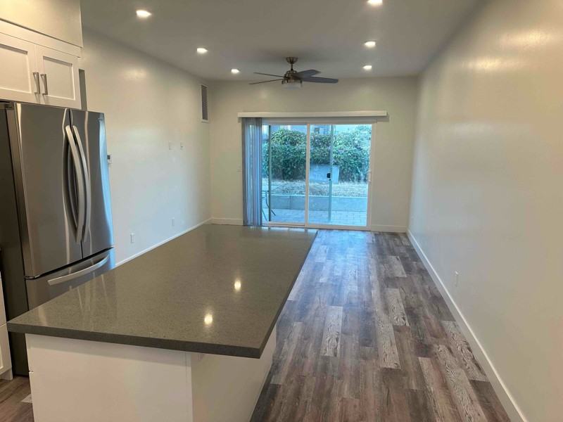 4686 Craigie St - Photo 3 of 11