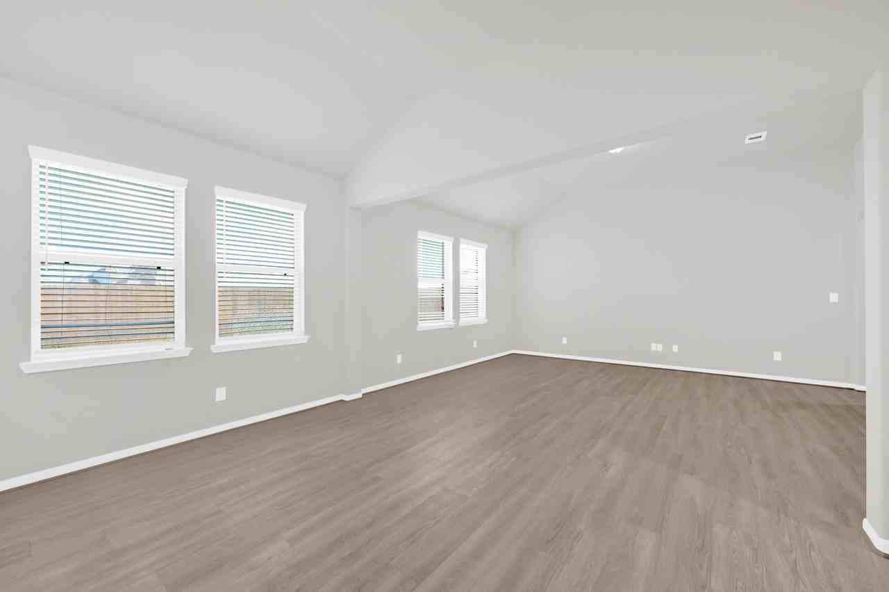 8406 Beacon Bay Cir #NA - Photo 2 of 19