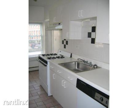 14 Bacon St - Photo 3 of 5