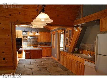 152 Crocket Trail - Photo 3 of 10