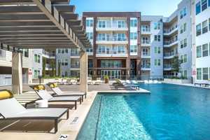 featured image of 3001 Crockett St