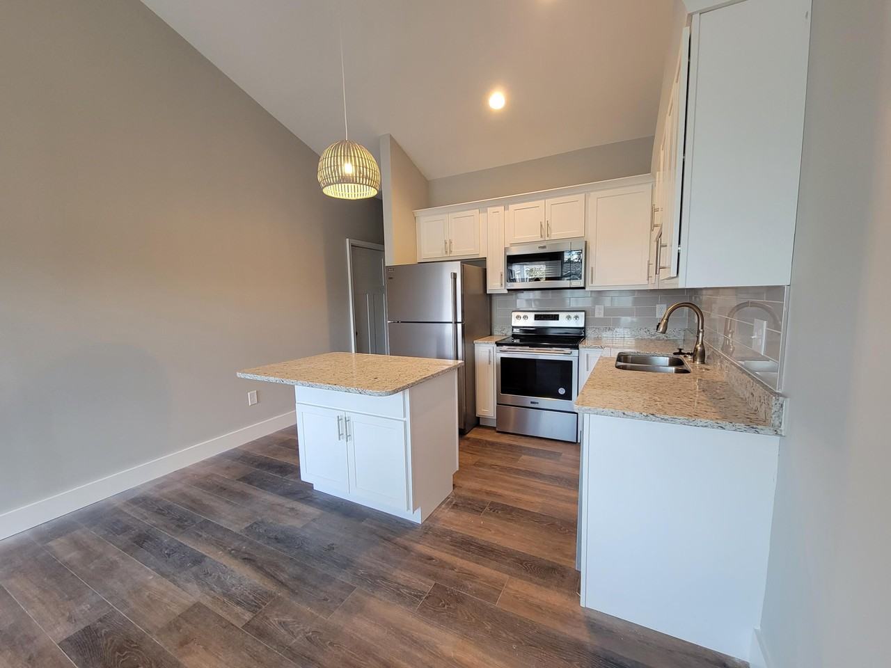 Storytown Vlg - Photo 3 of 19