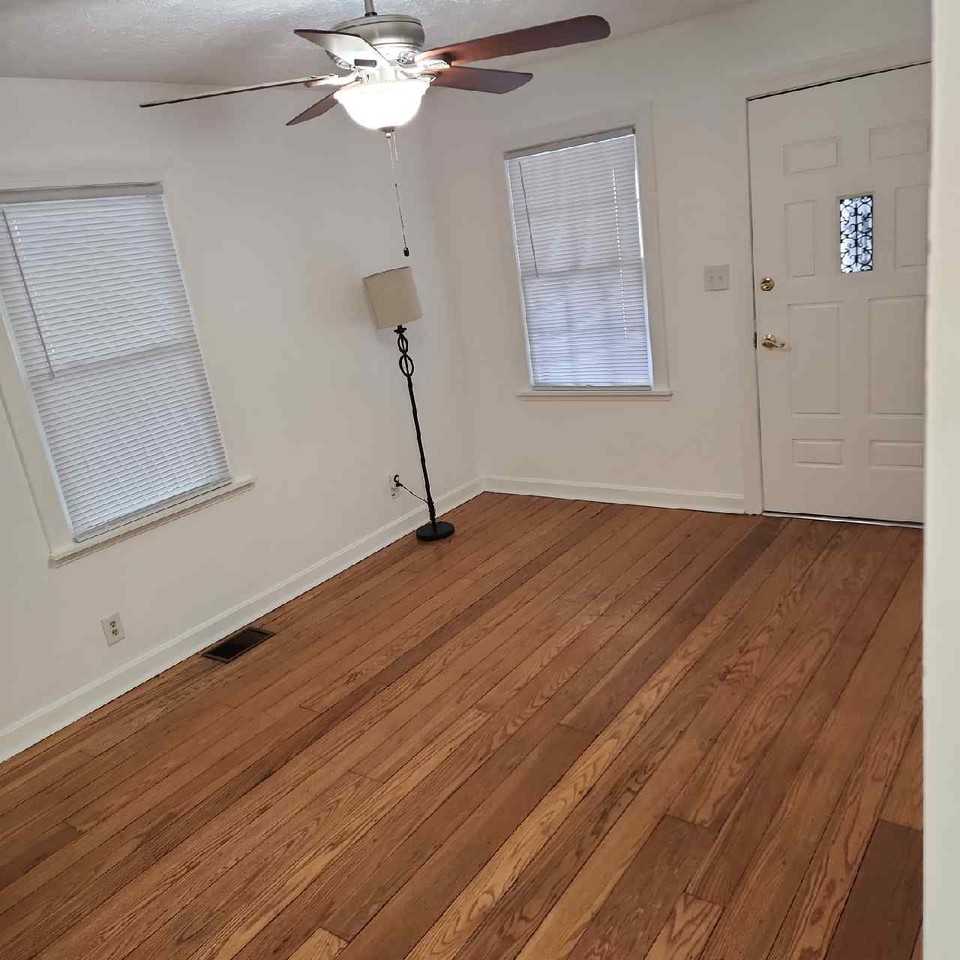 1015 Camden Ave #1 - Photo 6 of 20
