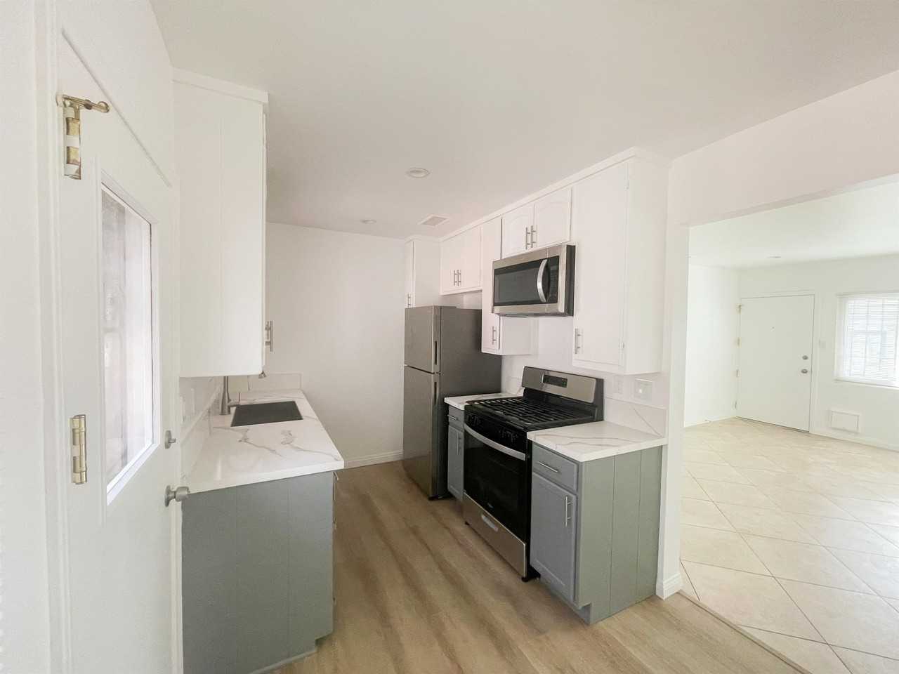 10407 Crenshaw Blvd #2 - Photo 2 of 24