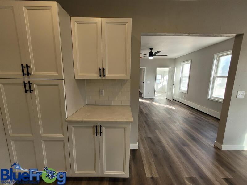 631 W 10th Ave - Photo 4 of 9