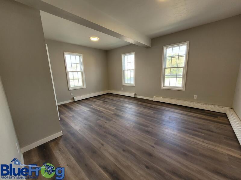 631 W 10th Ave - Photo 6 of 9