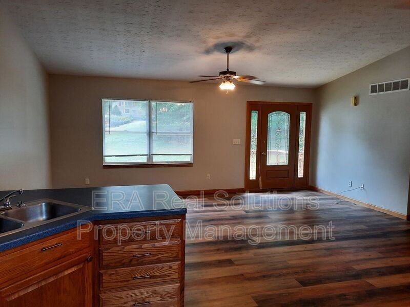 108 E Lilley Ave #1 - Photo 2 of 13