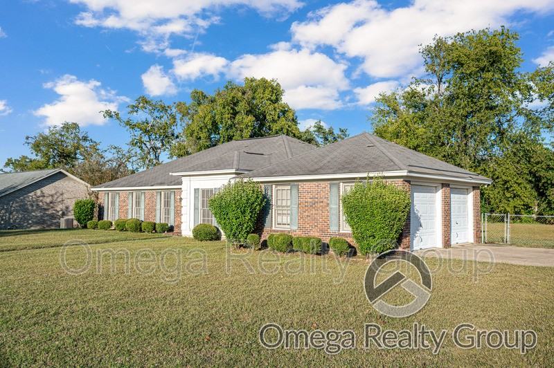 2329 Haddington Rd - Photo 2 of 46