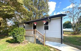 featured image of 706 Hillside St