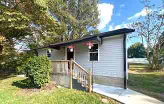 706 Hillside St - Photo 1 of 1