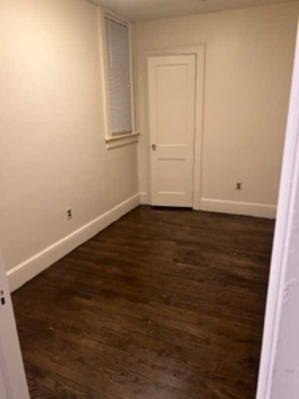 323 Main St #329-05 - Photo 2 of 5