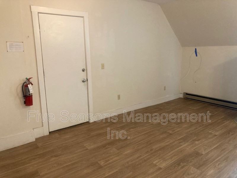 55 South Union Street - Photo 6 of 18