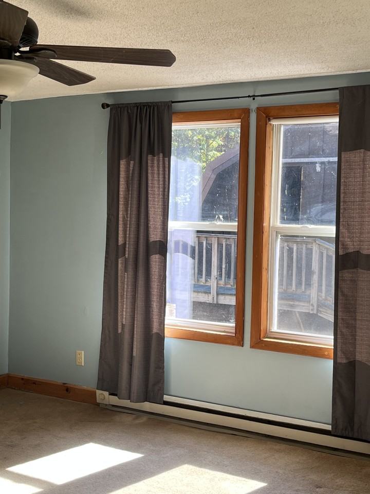 351 Douglas Road - Photo 3 of 14