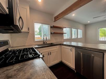 11339 Venice Boulevard - Photo 2 of 46