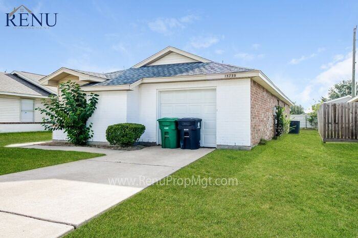 15739 Ridgegate Rd - Photo 2 of 17