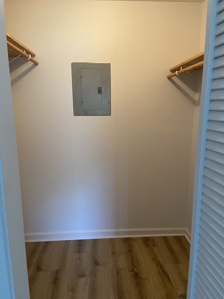 149 Knight Rd #6 - Photo 3 of 10