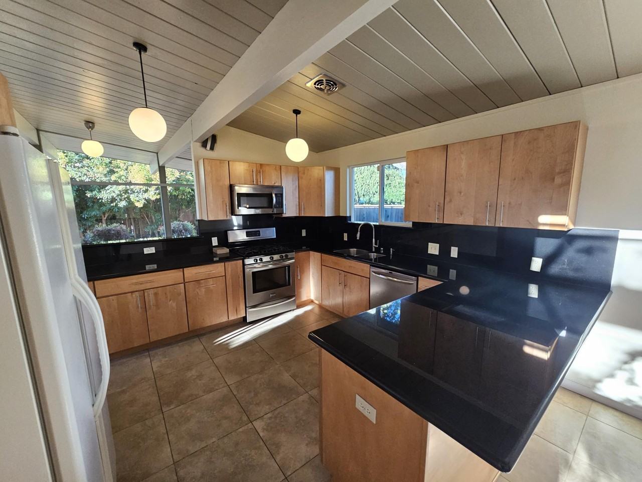 4100 Wilson Ln #1 - Photo 5 of 15