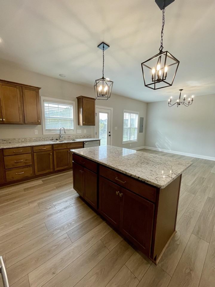 1005 Ridgestone Ct #1 - Photo 6 of 42