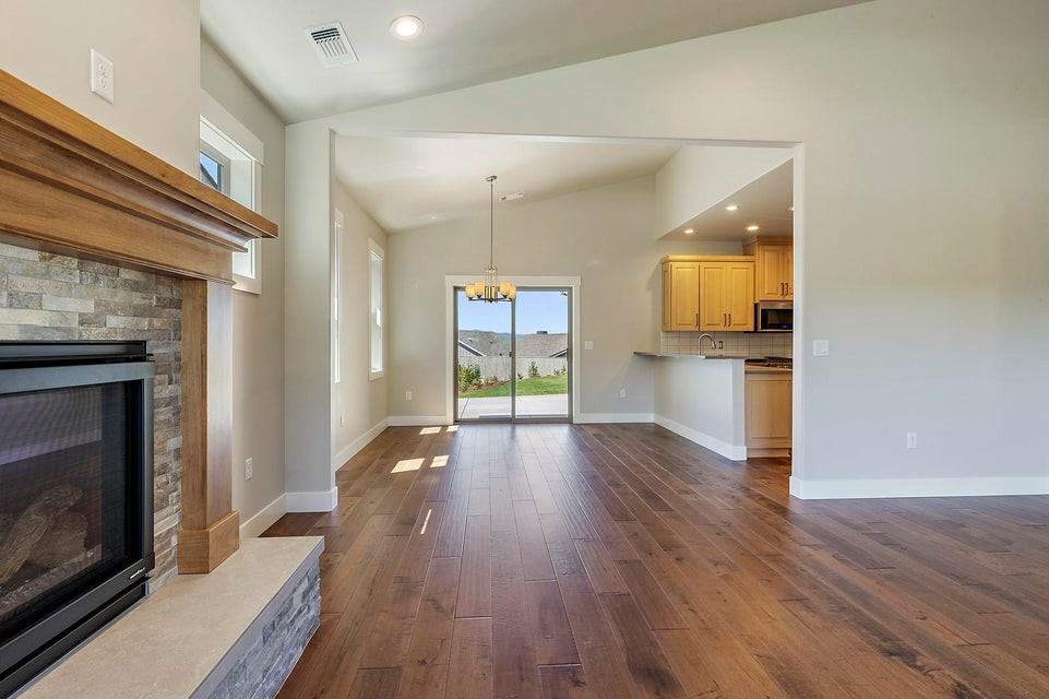 4427 Merlot Court #1 - Photo 4 of 28