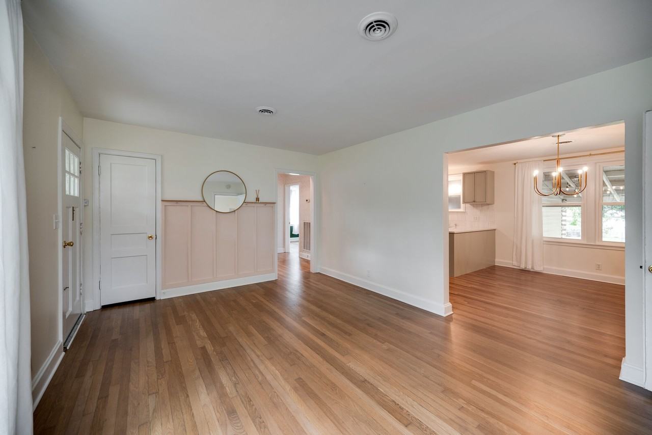 2312 Modena Dr #1 - Photo 2 of 10